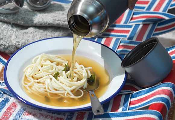 Misosuppe mit Udon Nudeln