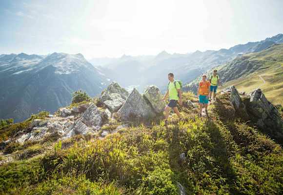 Wanderung über den Gantakopf zur Alpe Nova im Montafon, Vorarlberg