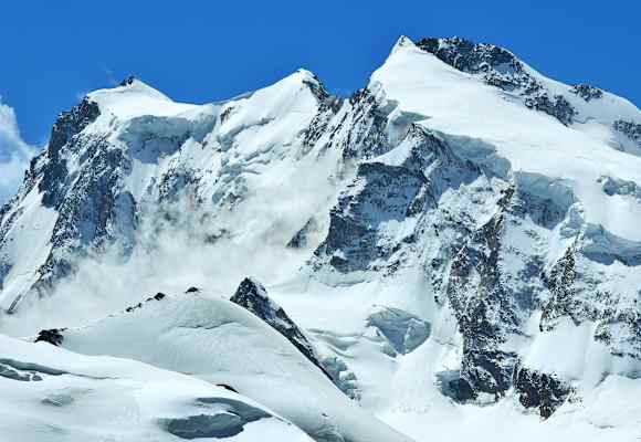Das Monte Rosa-Massiv: Ganz links im Bild die Signalkuppe mit der Margheritahütte