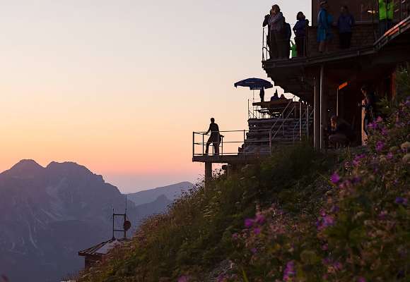 Sonnenuntergang Hütten