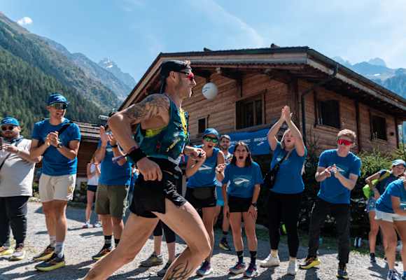 Brooks Läufer Andreas Rieder beim UTMB