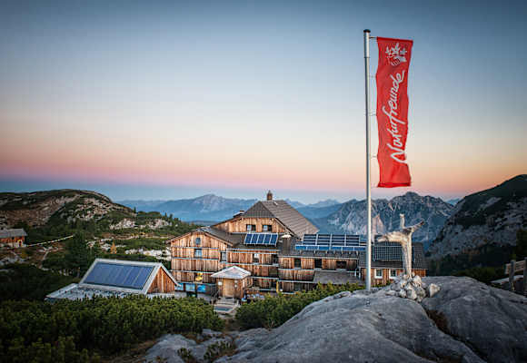 Das Wiesberghaus am Dachstein