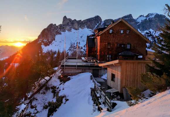 Die Erfurter Hütte als beliebter Ausgangspunkt für Touren
