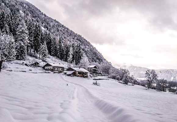 Gasthaus Longfall im Winter