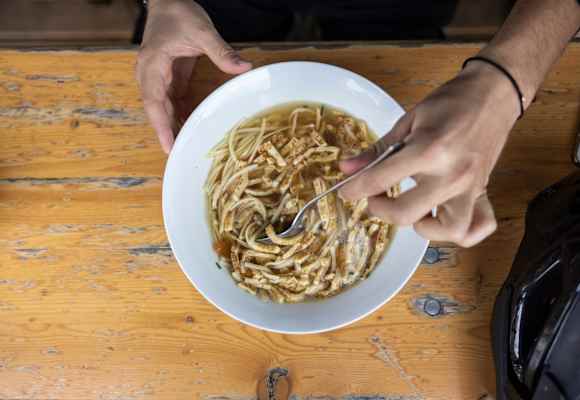 Frittatensuppe am Hochanger Schutzhaus