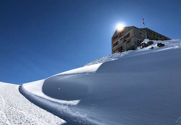Britannia Hütte im Winter