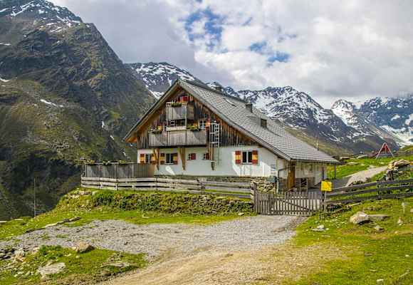 Potsdamer Hütte