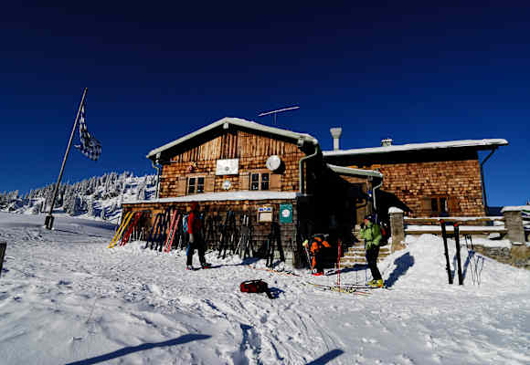 Das Taubensteinhaus im Winter