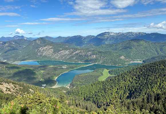 Blick auf den Silvensteinsee im Karwendel