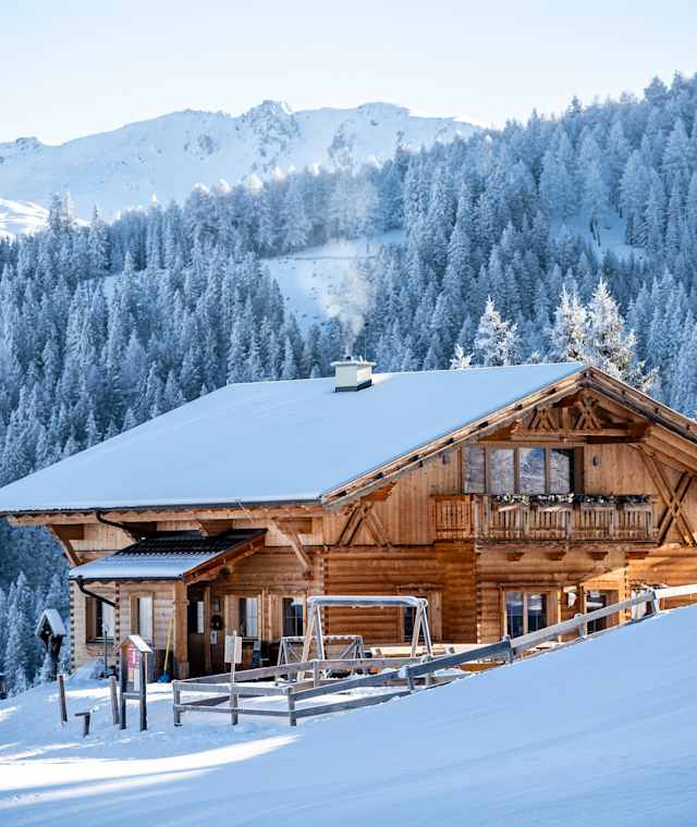 Die Ochsenhütte ist ein beliebtes Ausflugsziel in den Stubaier Alpen.
