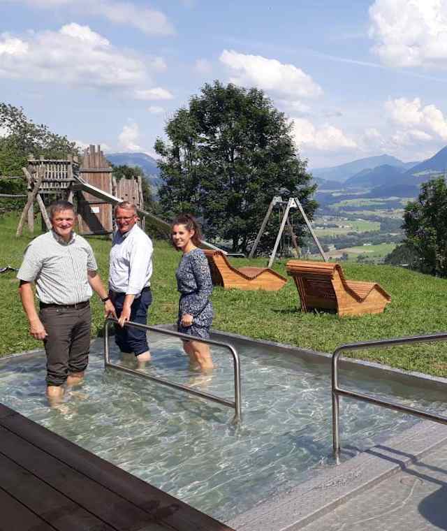 Kneippanlage neben dem Berggasthof Hocheck