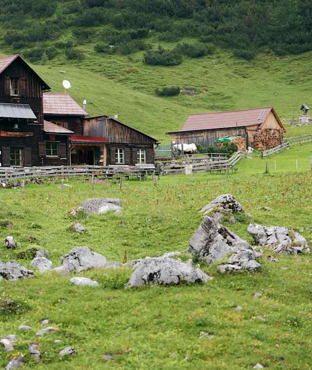 Hochmölbing Hütte