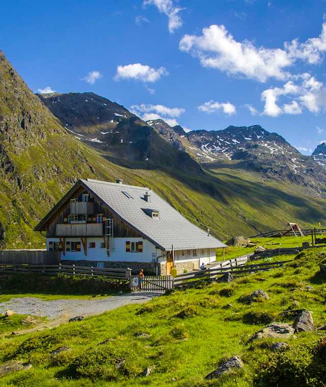 Die Potsdamer Hütte im Sellraintal