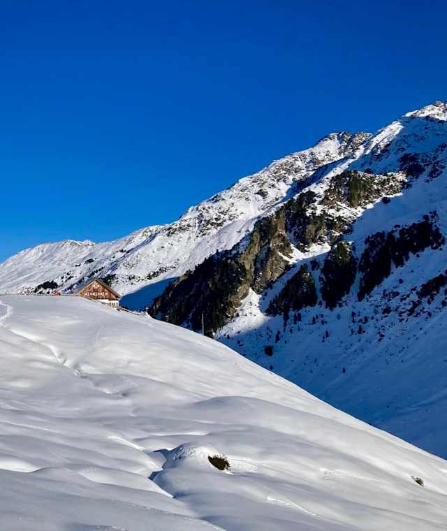 Die Potsdamer Hütte im Winter