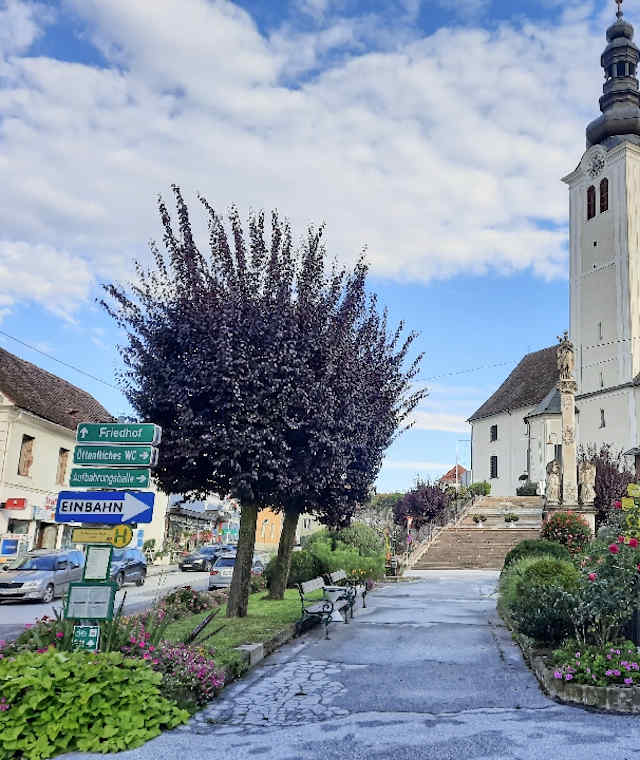 Ausgangspunkt: St. Ruprecht an der Raab, 388 m, mehrere Parkmöglichkeiten im Ort.