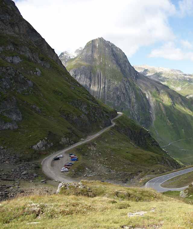 Nach Überwindung des Nufenenpasses, Blick Richtung Goms