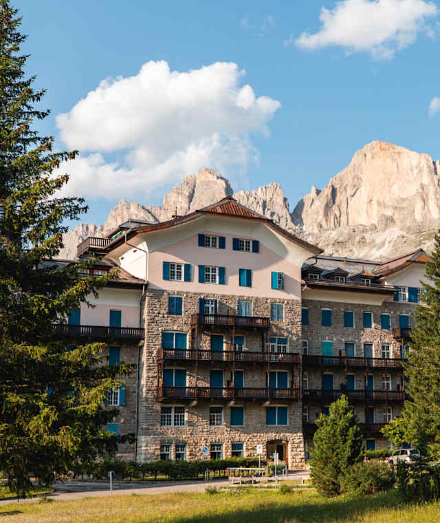 Das Grand Hotel Carezza, in dem schon Kaiserin Elisabeth ihren Sommerurlaub verbrachte.
