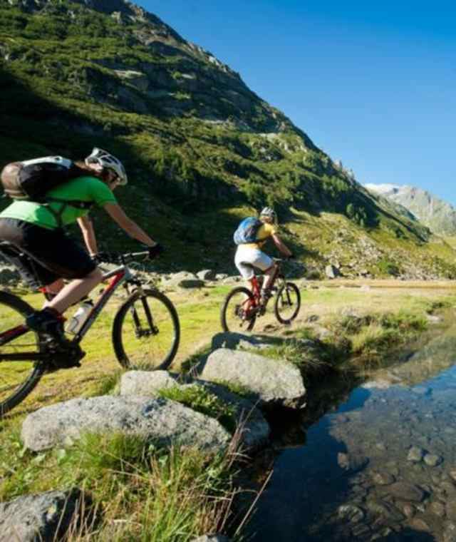 Wunderschöne Sicht ins Tal vom Jäntelboden