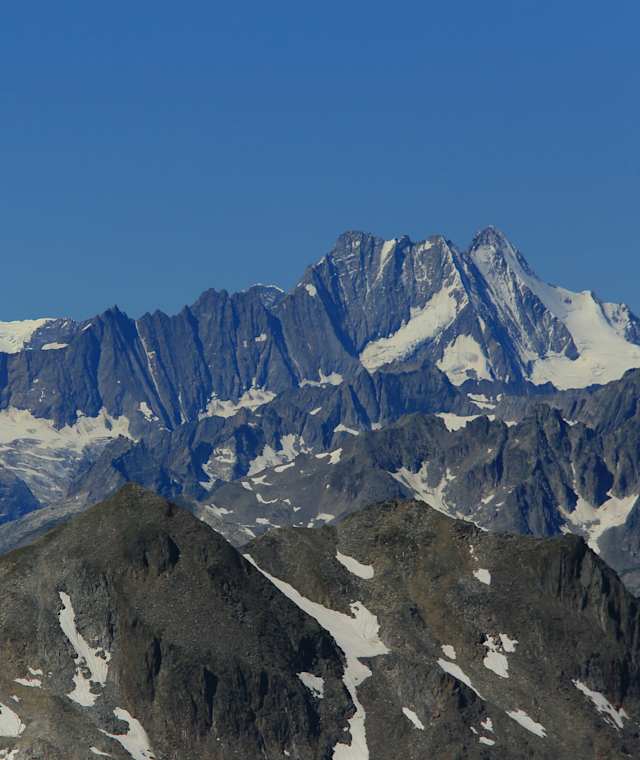 Aussicht ab Punkt 2872 mit Berner Alpen