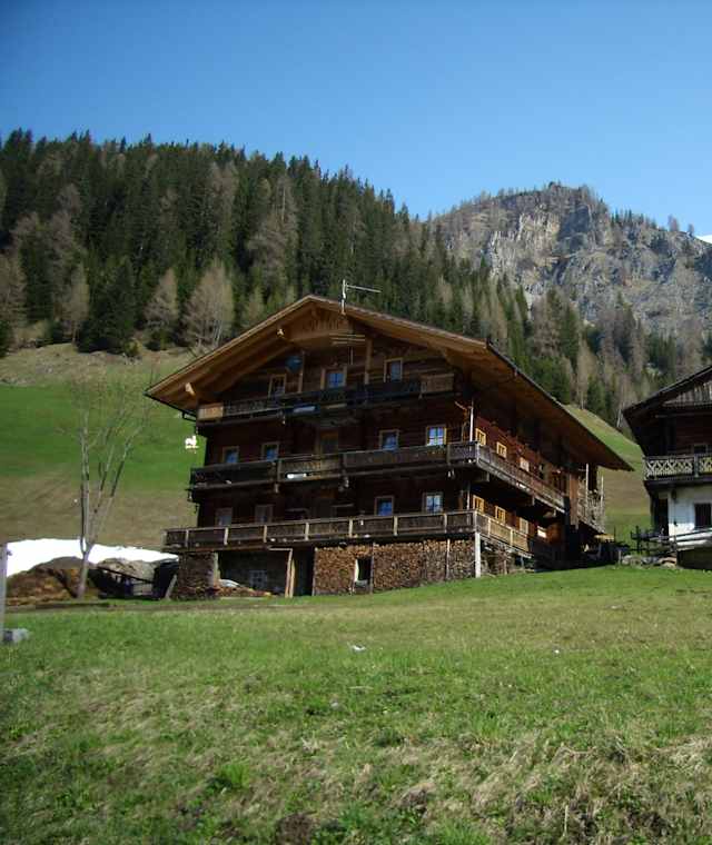 Bauernhöfe in Kalkstein