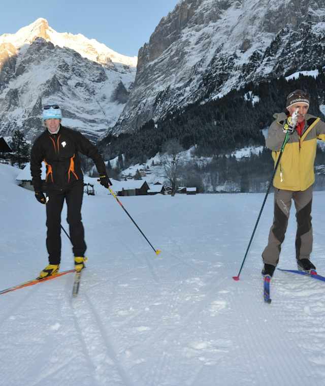 Langlaufen mit Aussicht auf der Loipe Grund - Schwendi