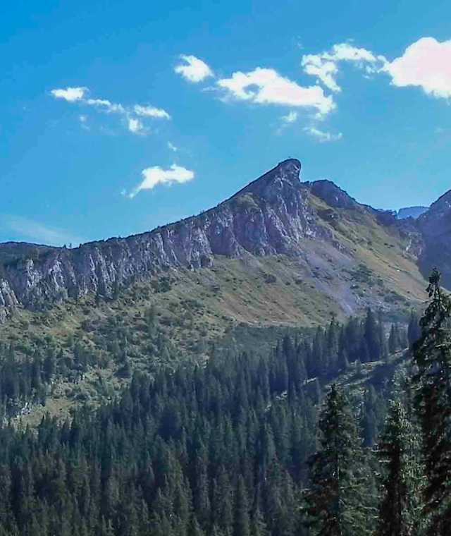 Die Stuibenwand mit dem Stuibengipfel vom Bernadeinsteig.