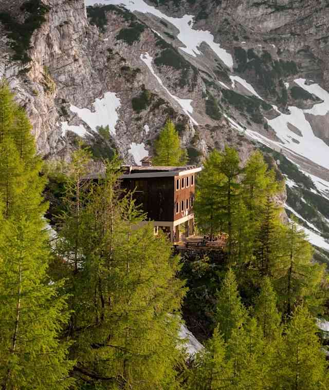 Kranjska koča na Ledinah 