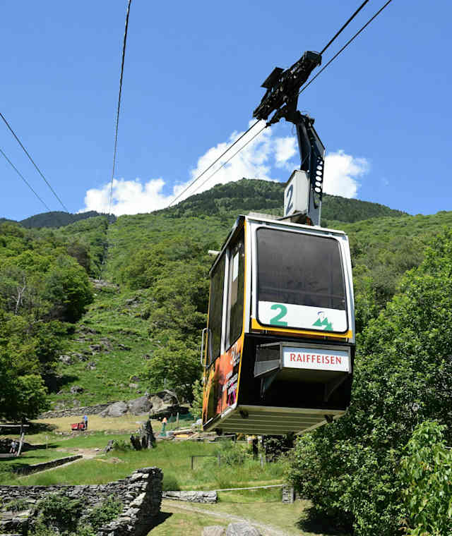 Seilbahn Monte Carasso-Curzútt-Mornera