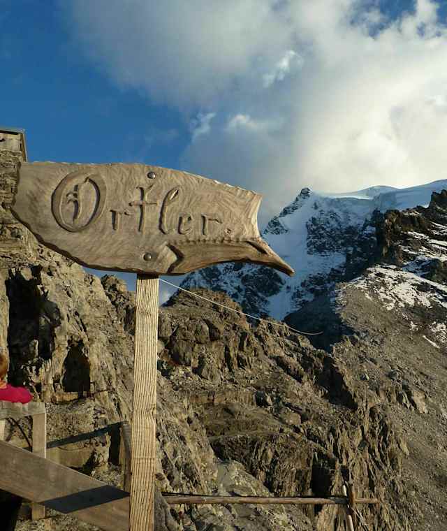 Berg Und Hochtouren Ortler Hintergrat 7 00 H 4 Km Bergwelten