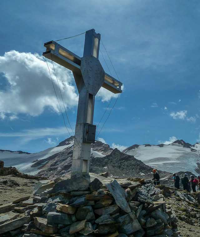 Am Gipfel der Vorderen Rotspitze