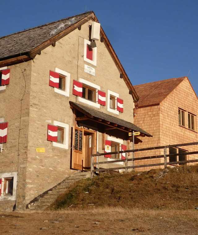 2017 erhielt die Salmhütte einen Zubau. 