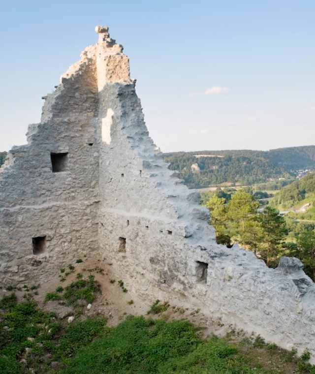 Die Burgruine Rumburg bei Enkering