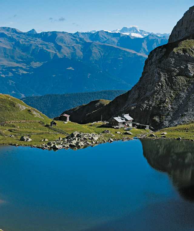 Rückblick zum Obstansersee, über der Obstanserseehütte der Großglockner.
