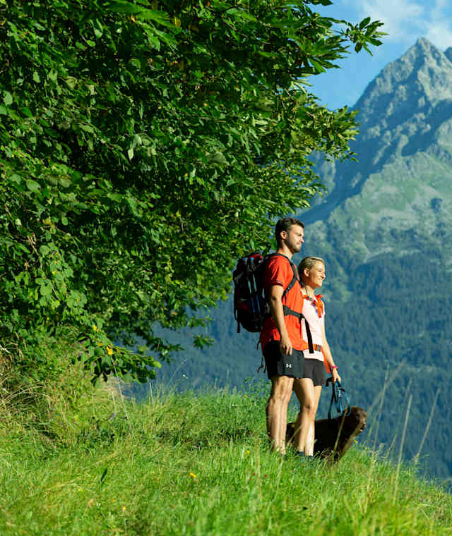 Die Marlinger Genusstour bietet beeindruckende Aussichten in die Bergwelt