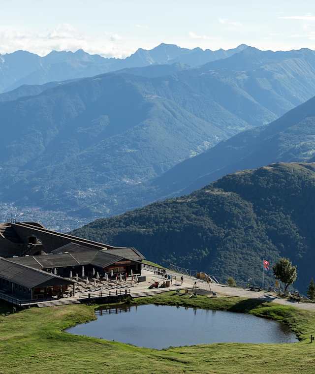 Ausblick vom Bergrestaurant Alpe Foppa