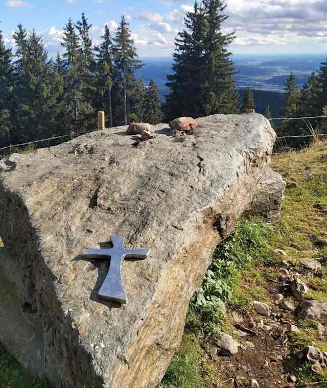 Altar am Patscha-Gipfel