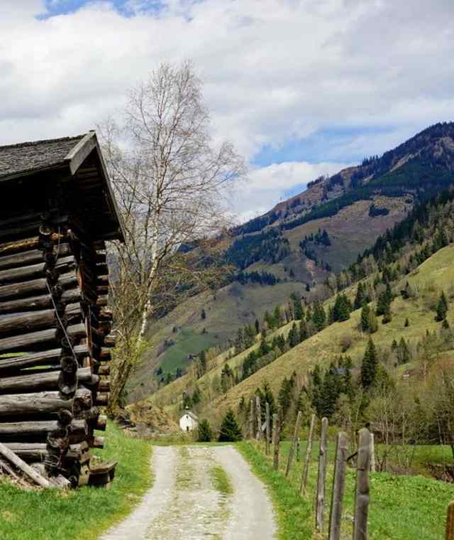 Nach der Einödkapelle