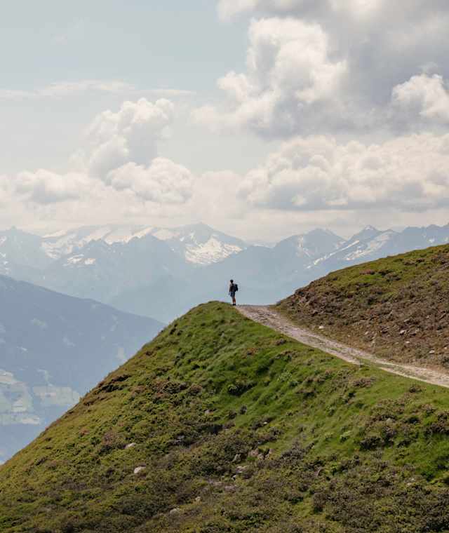 Aussichtsreich hoch über dem Zillertal