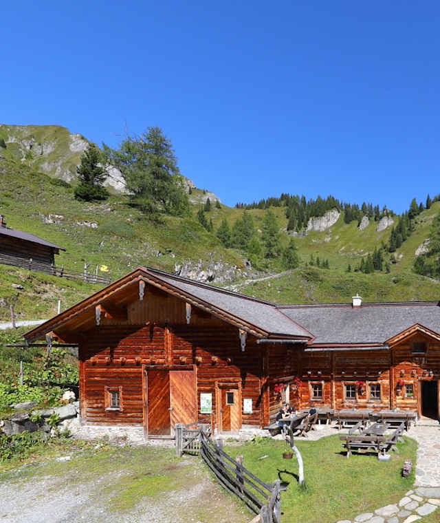 Die Aualm ist der Ausgangspunkt der Tour auf den Schuhflicker.