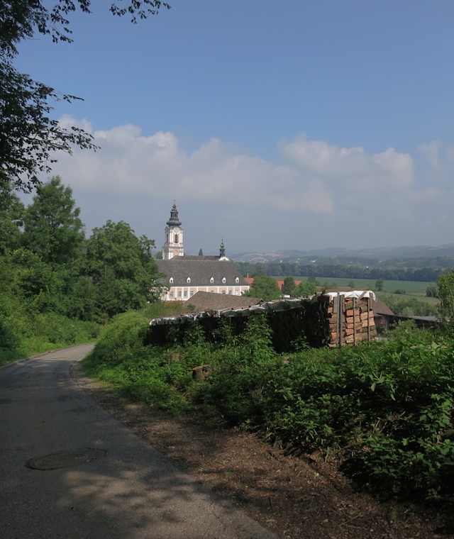 Blick auf Stift Wilhering