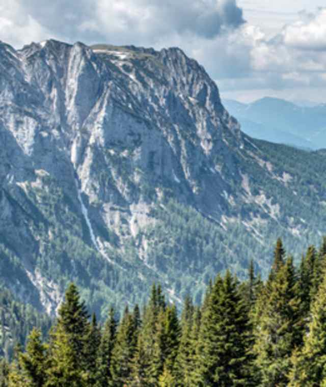 Blick vom Geiger ins Gesäuse, Kalte Mauer