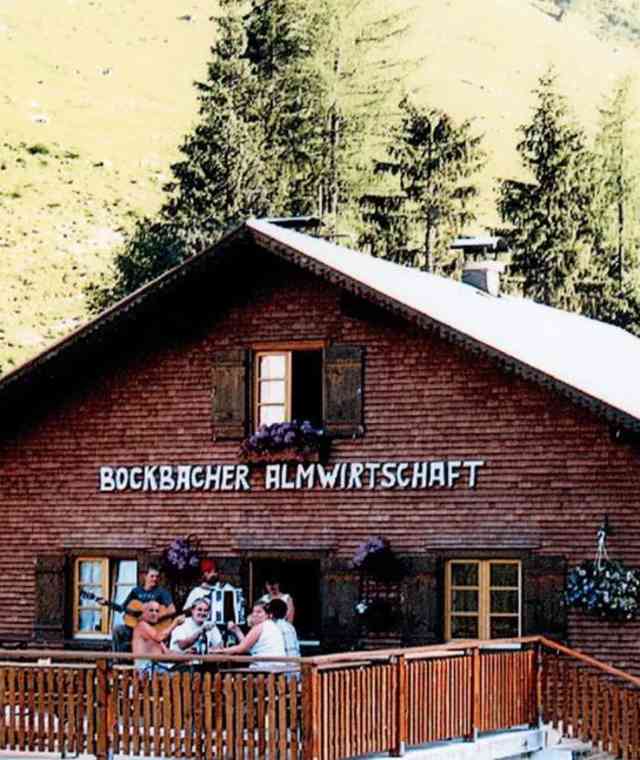Bockbacher Almwirtschaft im Tiroler Lechtal