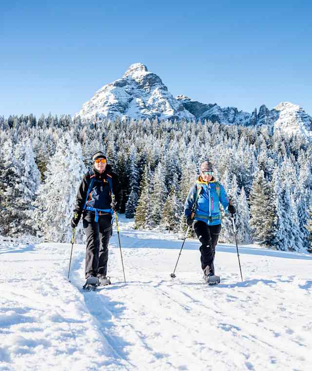 Schneeschuhwanderung Waldraster Jöchl