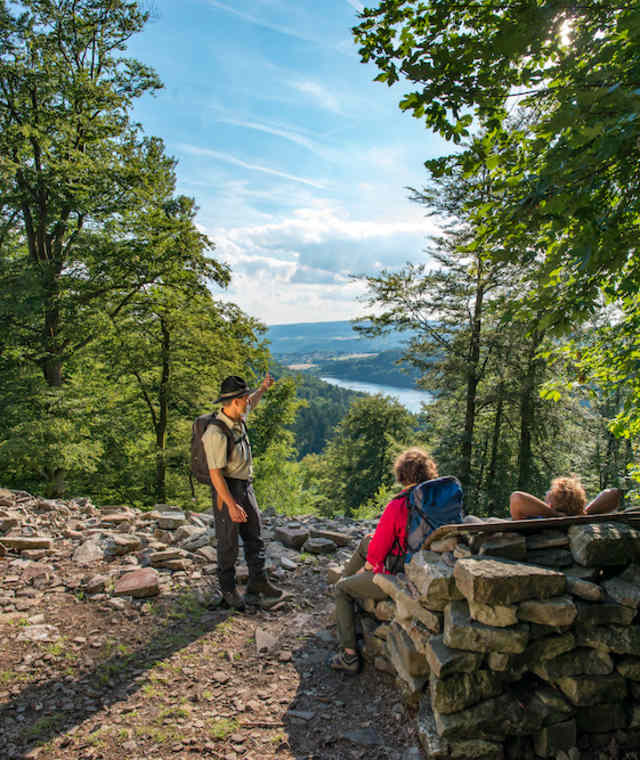 Traumhafter Ausblick von der Traumschleife Dollberg