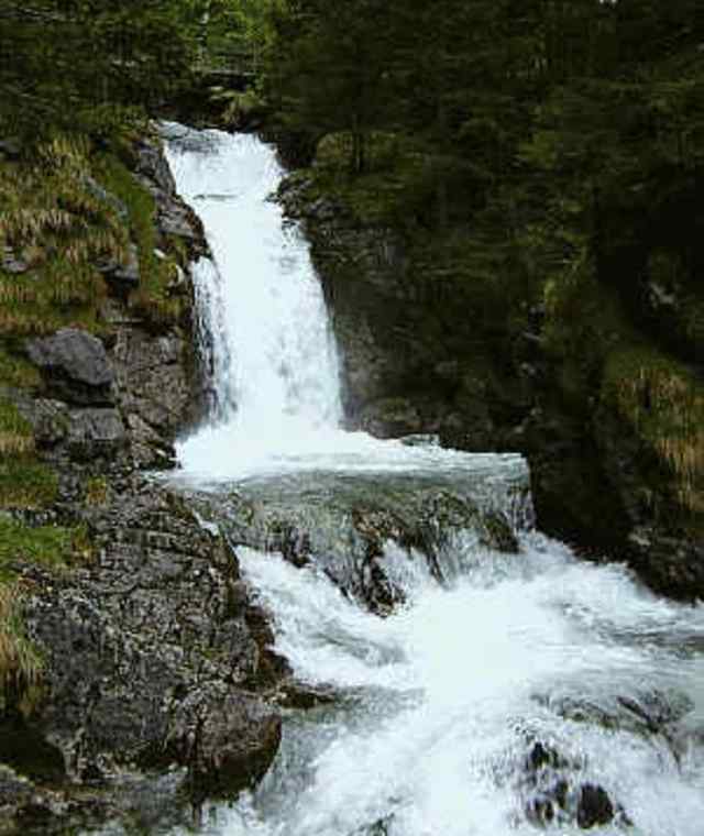 Der Doserwasserfall bei Häselgehr