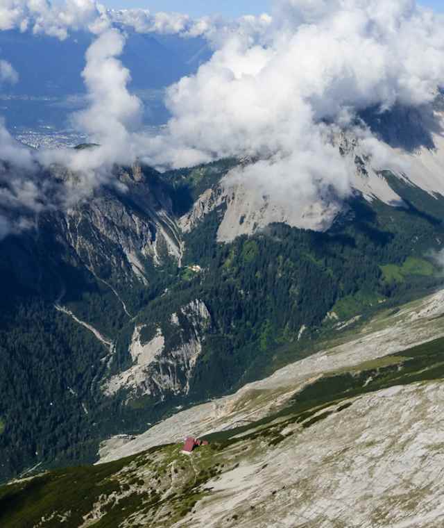Blick von der Bettelwurfhütte ins Halltal