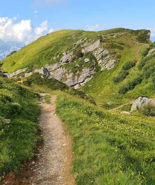 Weg zum Garmil
