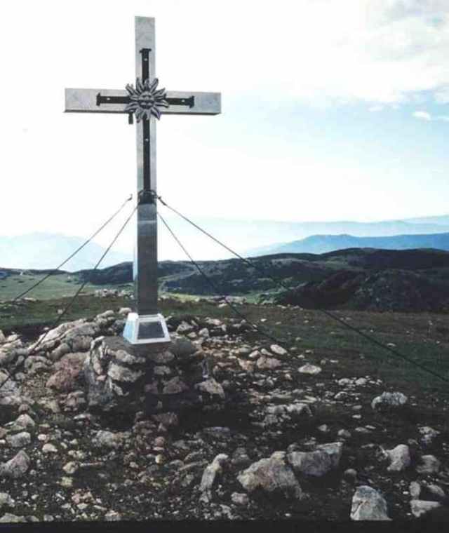 Gipfelkreuz am Windberg