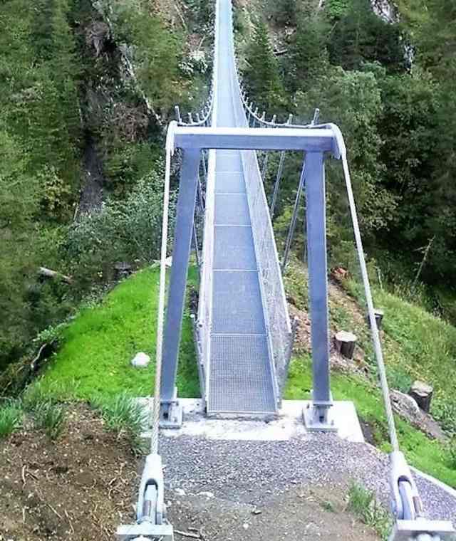 Die Hängebrücke über die Kaiserschlucht
