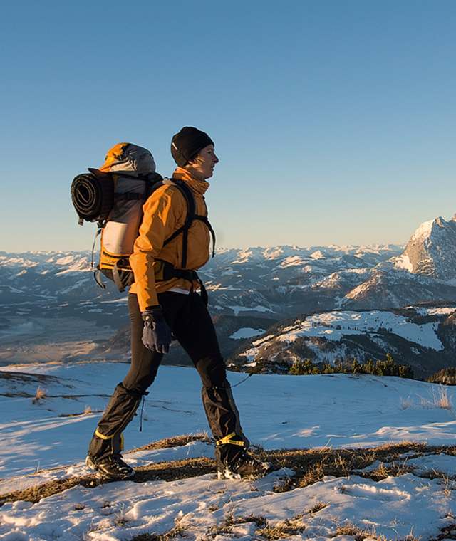 Der Auf- bzw. Abstieg vom Fellhorn bietet einen Panoramablick auf den Wilden Kaiser.